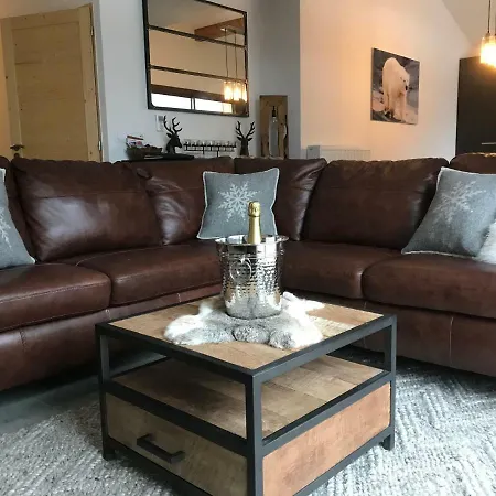 Chalet Henri アパート シャテル